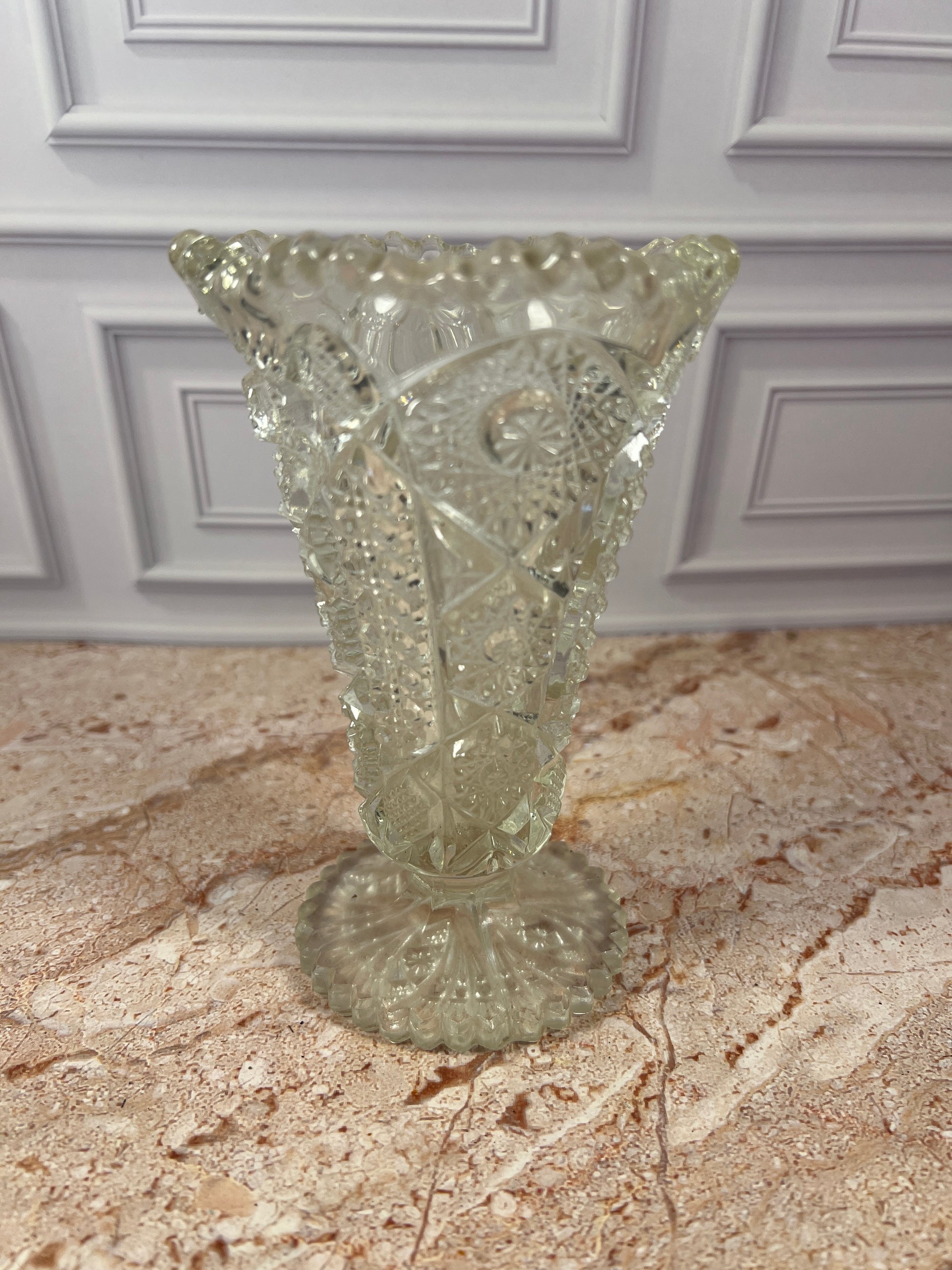 Vintage Imperial Glass Daisy & Button Ruffled Footed Vase, Clear, 6.25 in photo 2