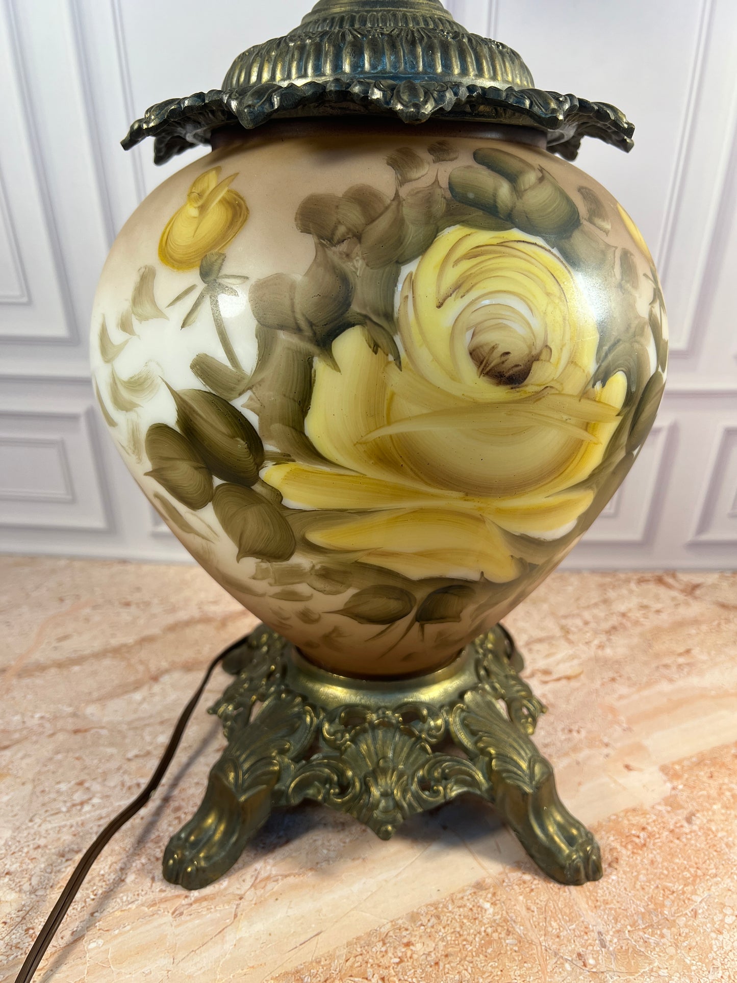 Vintage Gone With the Wind Style Floral Milk Glass Table Lamp photo 2