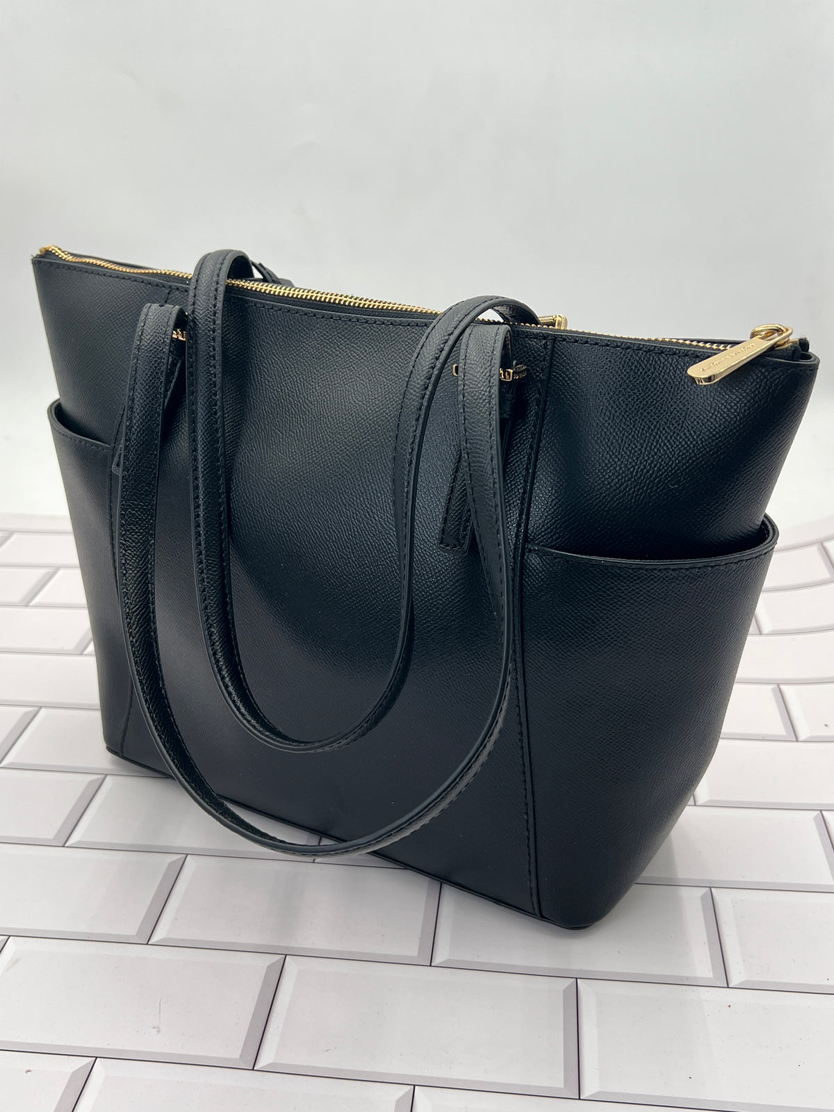 Michael Kors Charlotte Large Black Saffiano Leather Top-Zip Tote photo 2