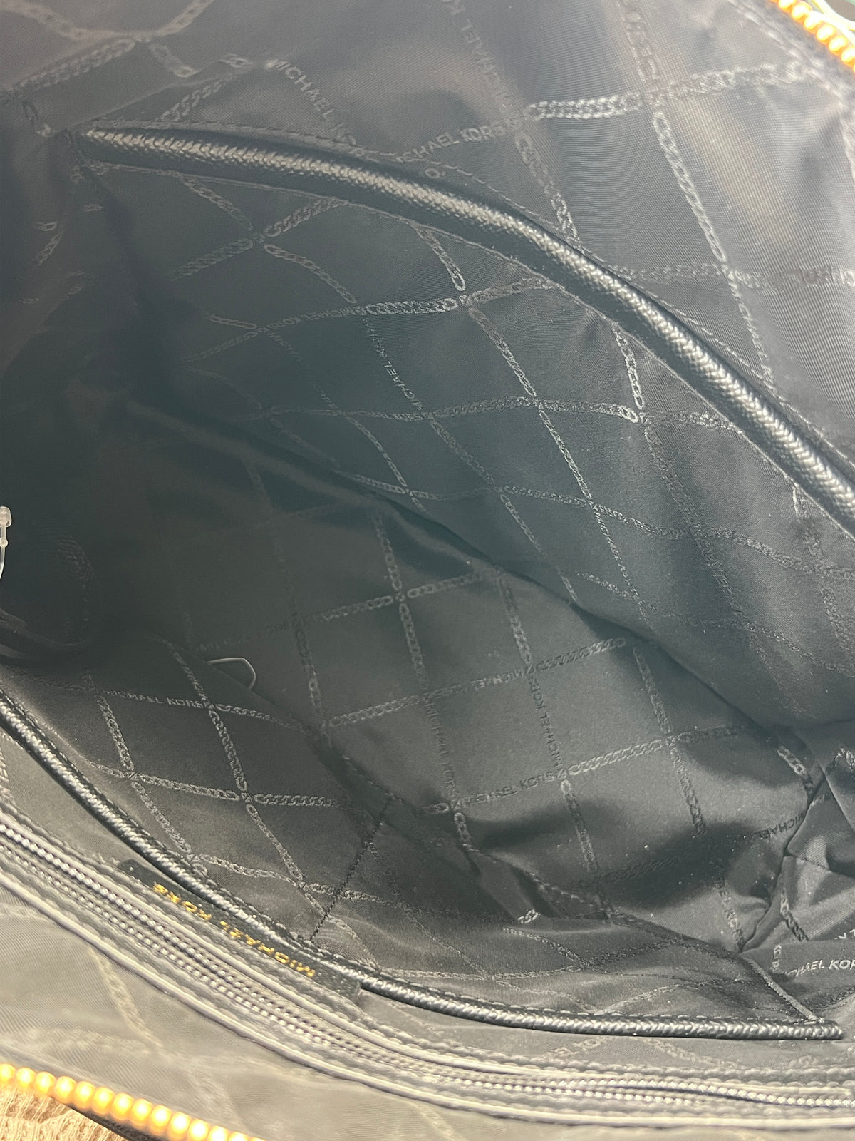 Michael Kors Charlotte Large Black Saffiano Leather Top-Zip Tote photo 5