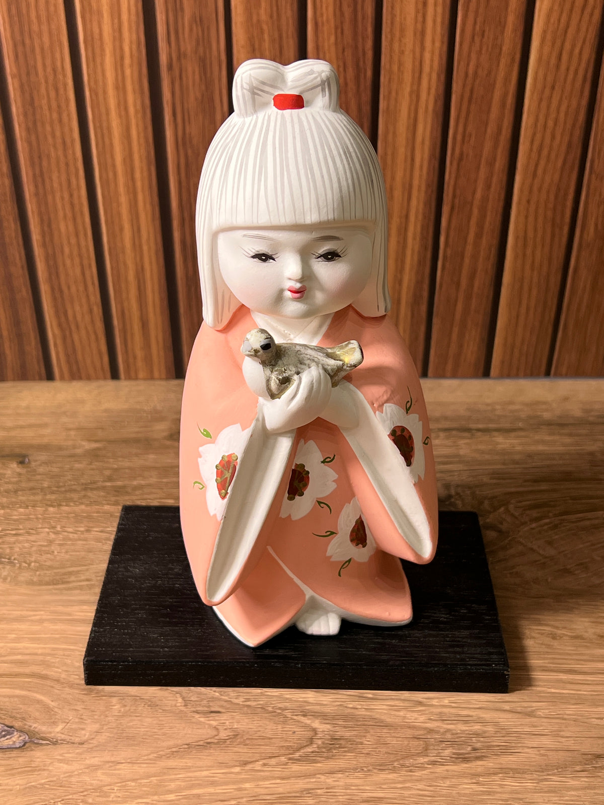 Japanese Girl Holding Bird Ceramic Figurine Pink Kimono photo 1