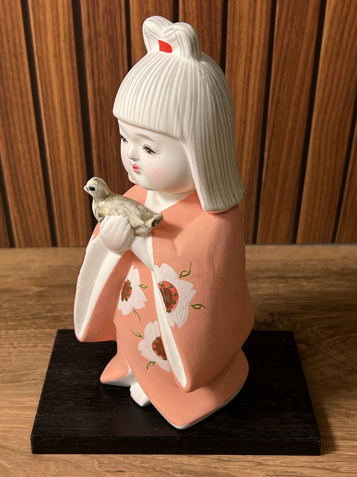 Japanese Girl Holding Bird Ceramic Figurine Pink Kimono photo 2