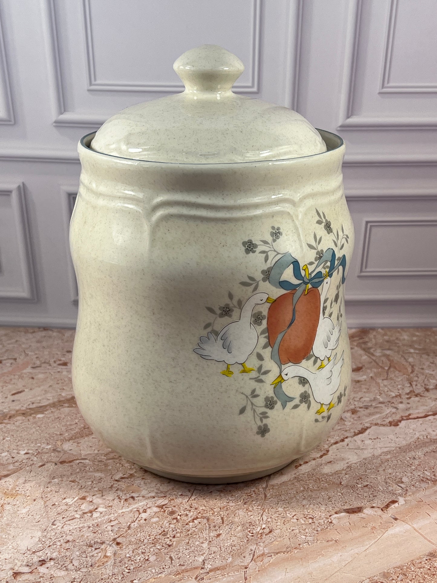 International China Marmalade Canister with Lid Goose Motif Taiwan photo 2