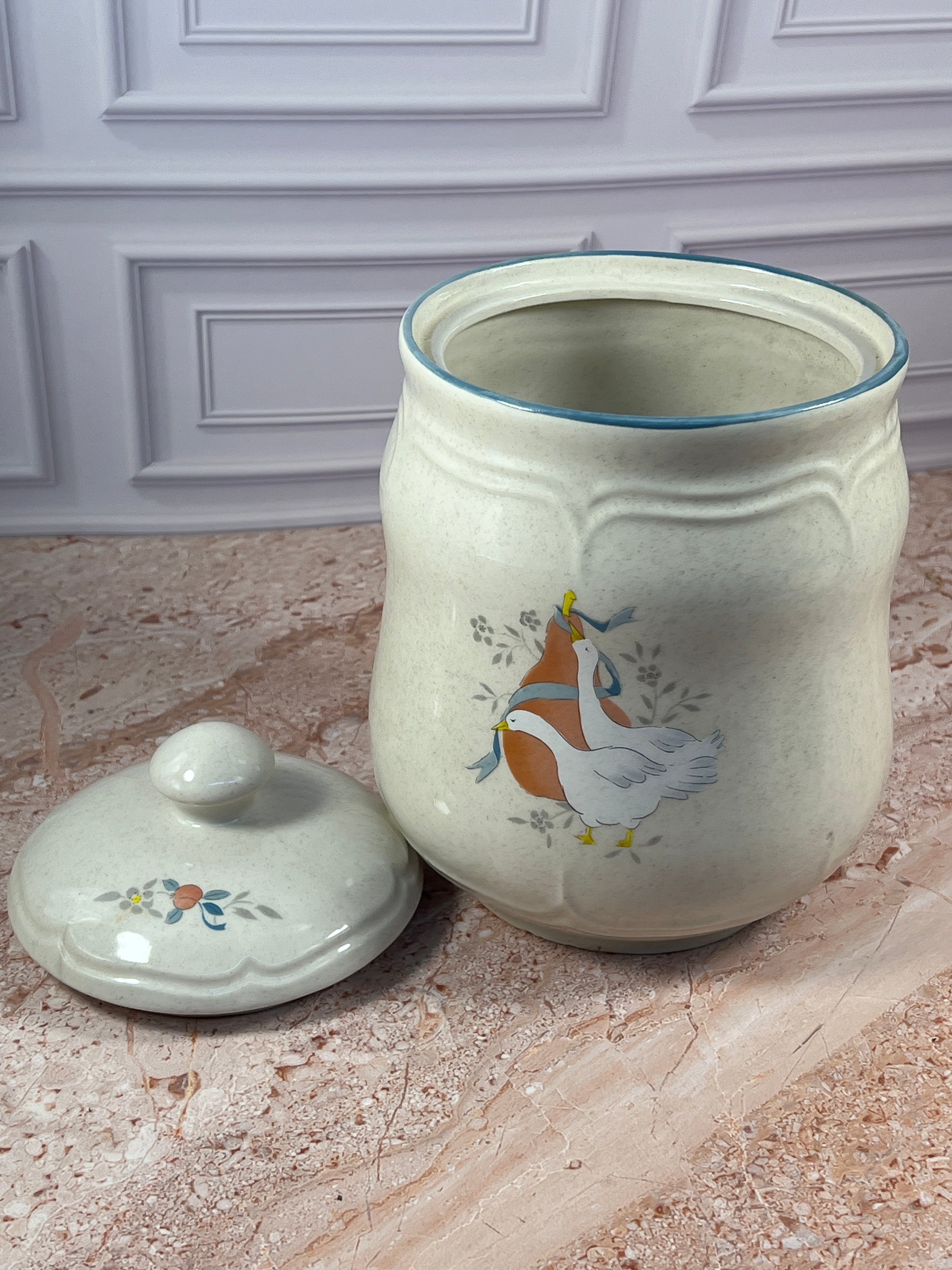 International China Marmalade Ceramic Canister with Lid Goose Decor photo 7