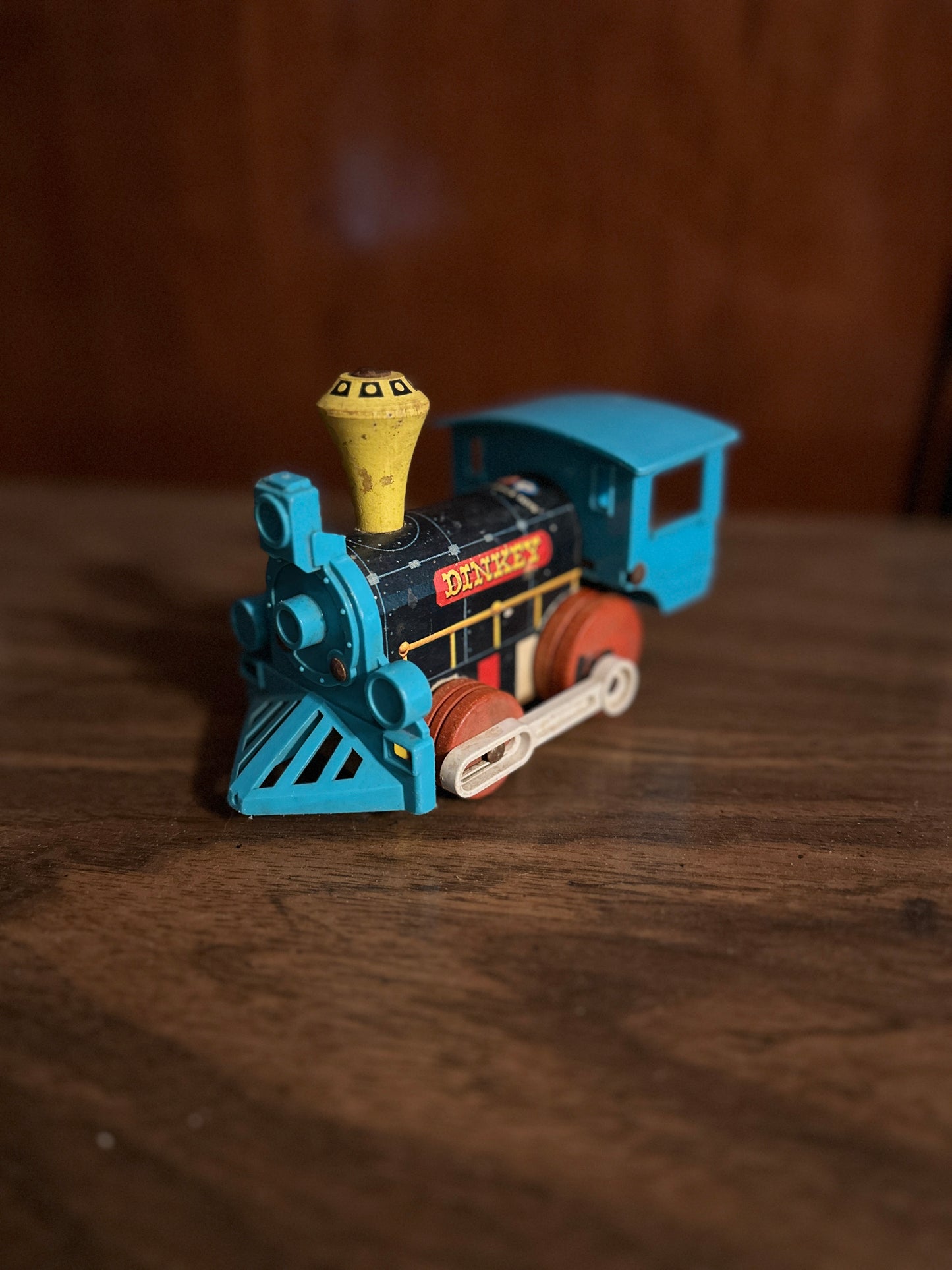Vintage Fisher-Price Dinkey #642 Wooden Pull Toy Train Locomotive – Made in USA