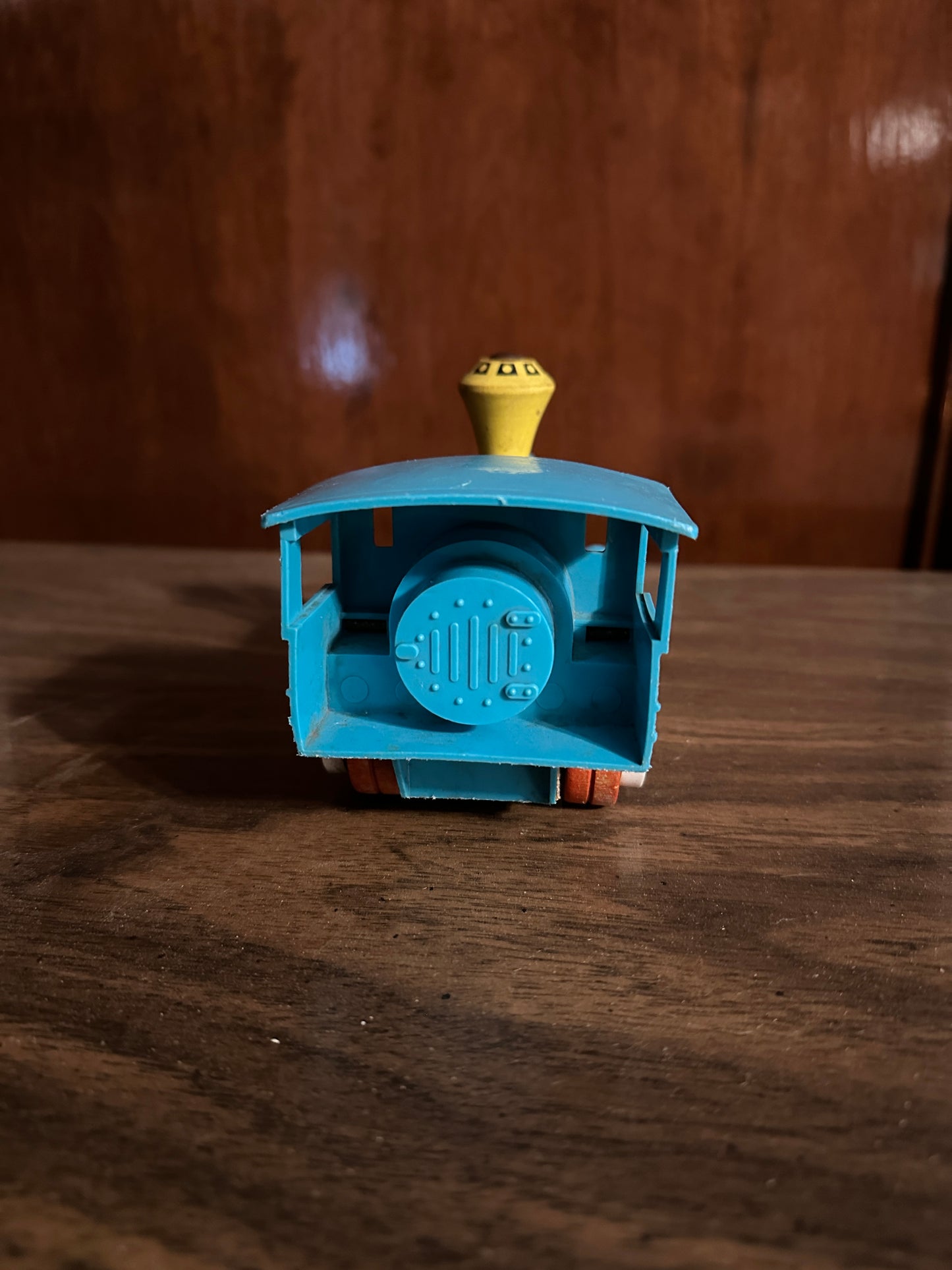 Vintage Fisher-Price Dinkey #642 Wooden Pull Toy Train Locomotive – Made in USA